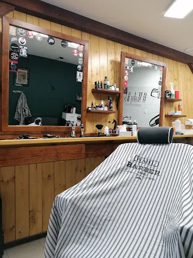 O mały włos - Barber Shop